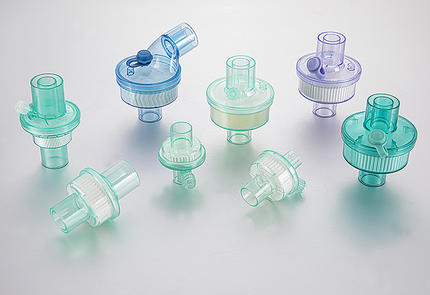 How is the development of the disposable breathing filter market?